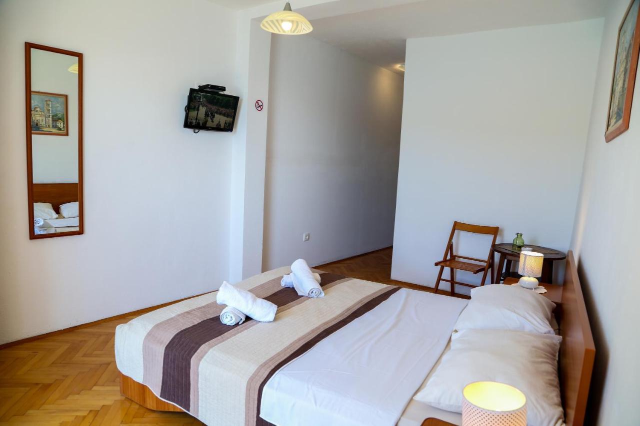 Duje Apartments Milna Μίλνα Εξωτερικό φωτογραφία