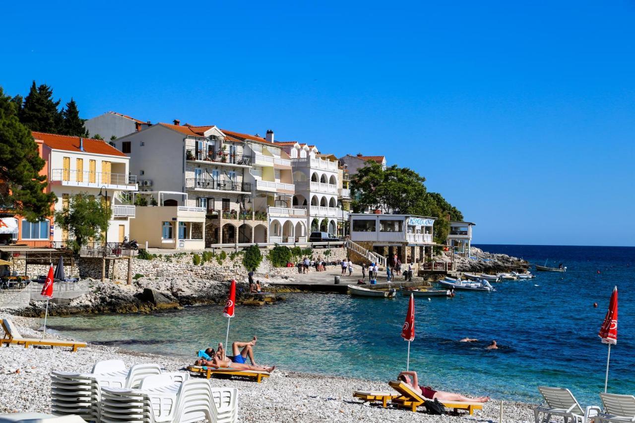 Duje Apartments Milna Μίλνα Εξωτερικό φωτογραφία